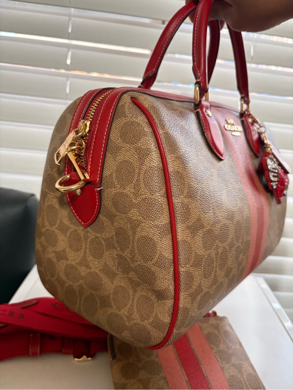 ❤️Coach Rowan Satchel Large Signature Canvas With Red/ Pink Stripe Set. - Picture 7 of 10